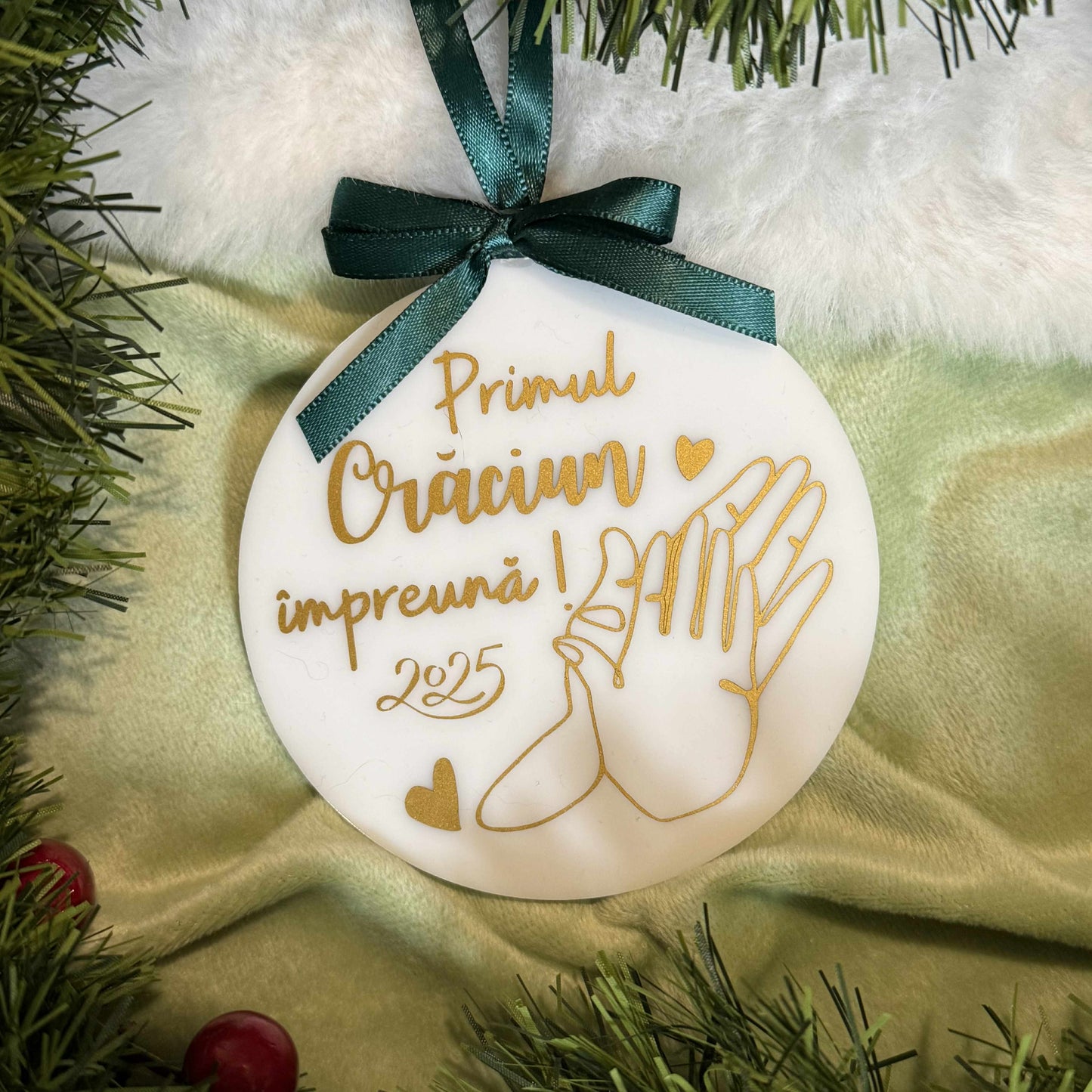 Glob "Primul Crăciun împreună"