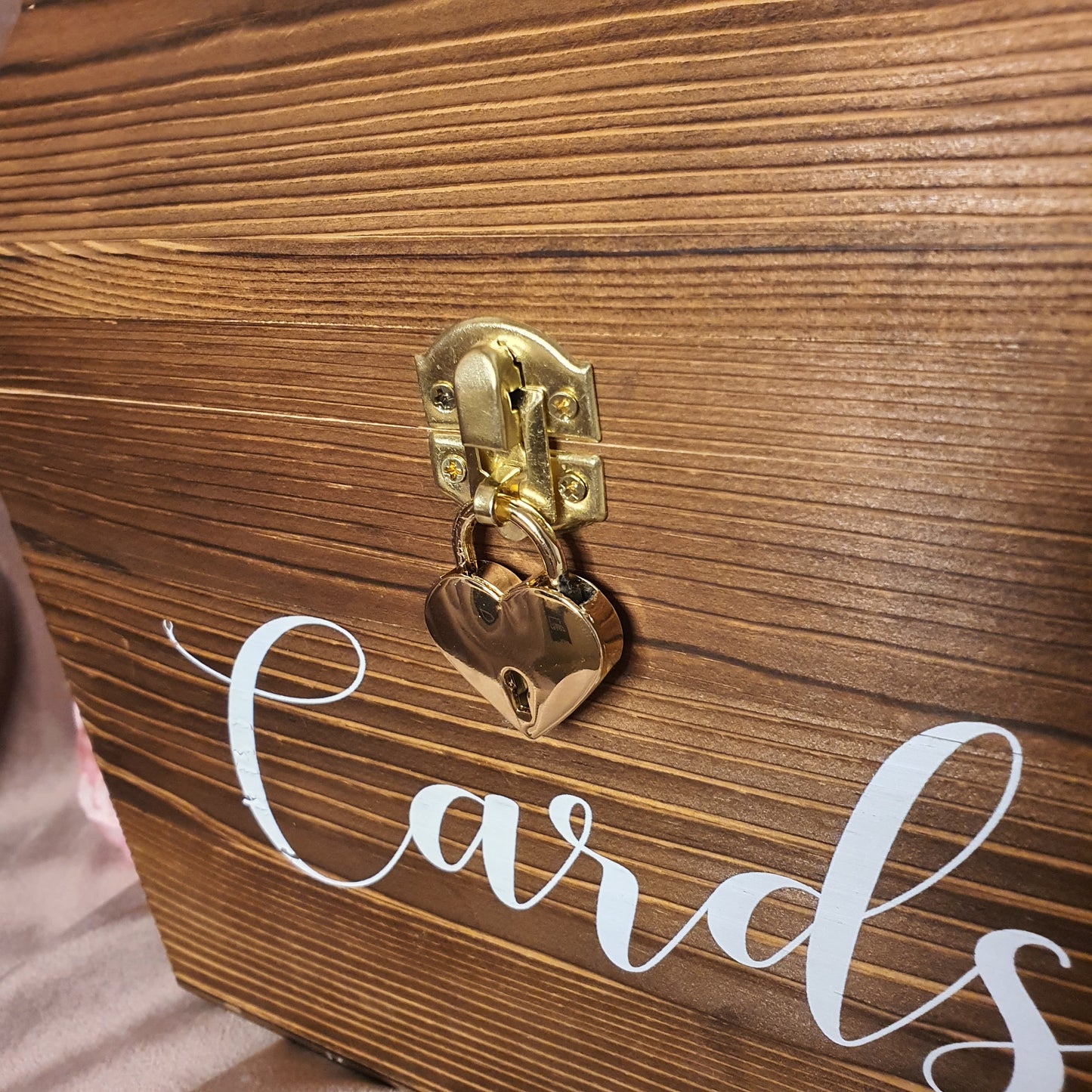 Cutie din lemn pentru plicuri de dar